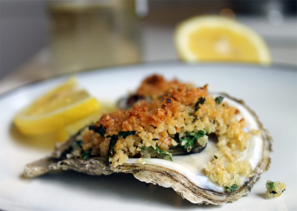 OYSTERS ROCKEFELLER, MATUNUCK STYLE Outdoor Tom